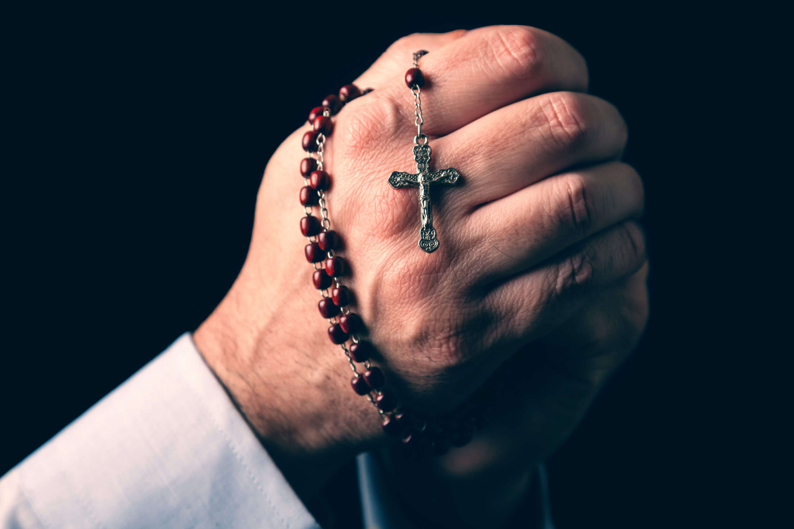 How to pray the Rosary – Video